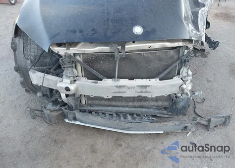 2016 Mercedes-Benz C 300 z USA, uszkodzony, nr VIN 55SWF4JB8GU149315